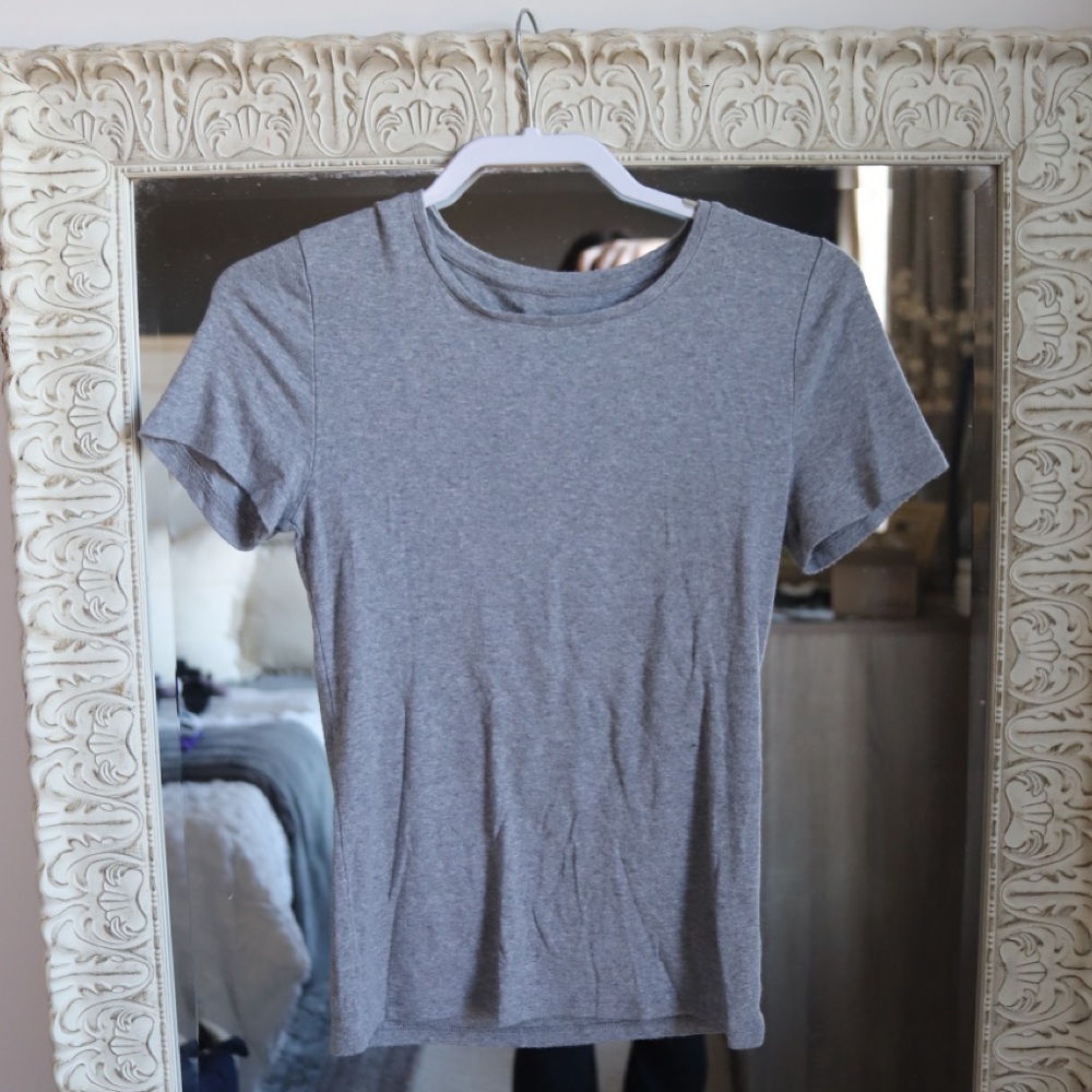 Women’s Short-Sleeved Casual T Shirt